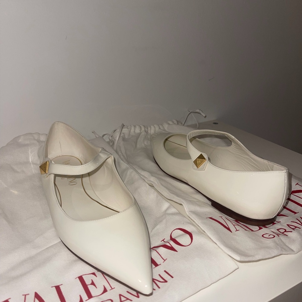 Valentino Garavani Cream Flats with Gold Stud